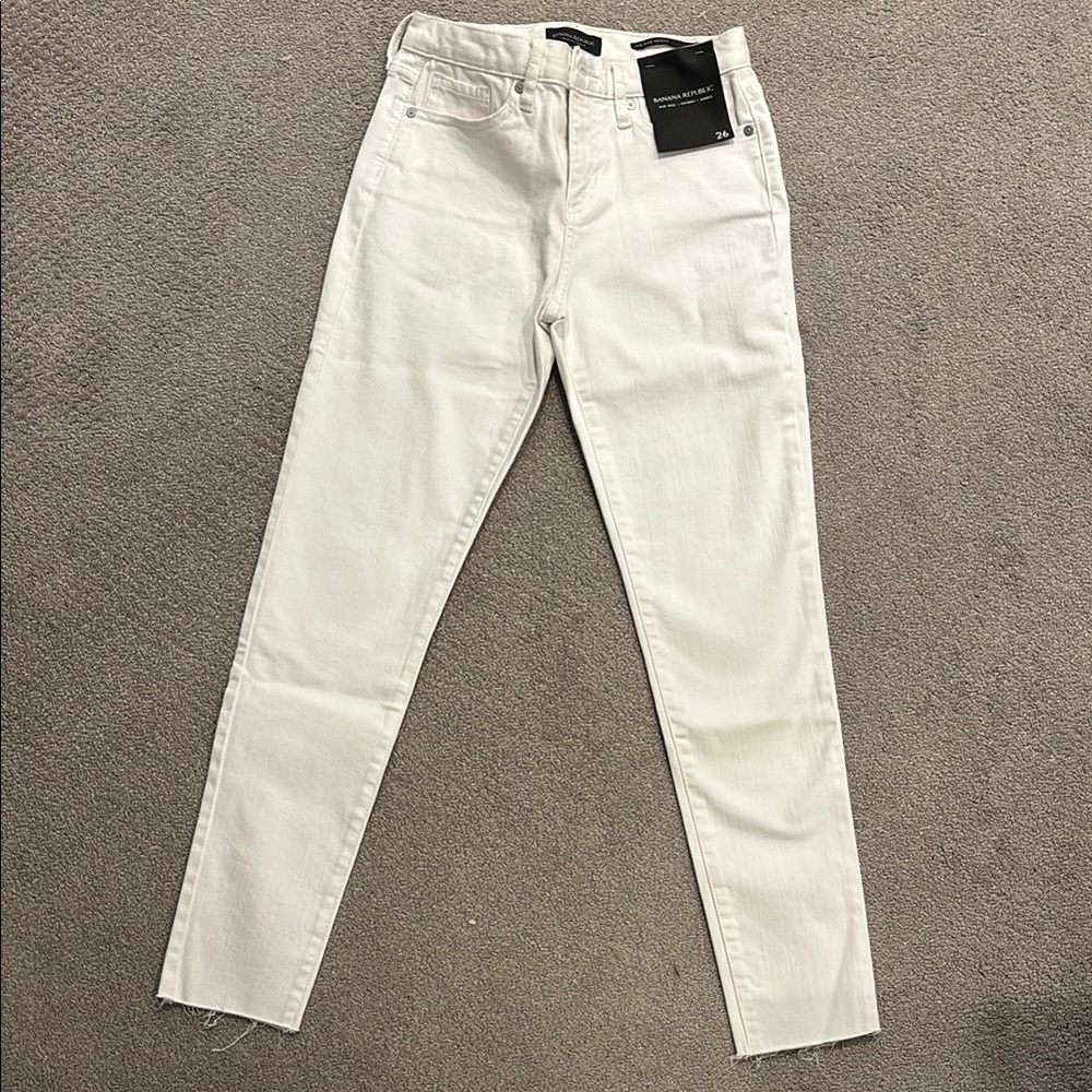 Banana Republic ladies white jeans